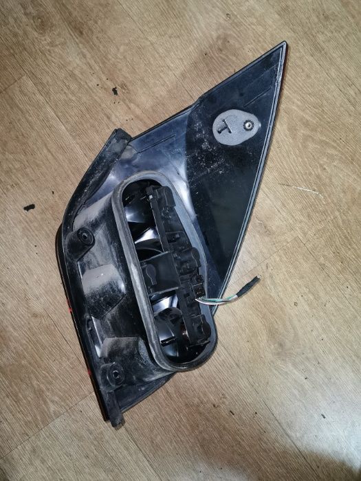 Lampa tylna lewa RENAULT Laguna II kombi lift EU