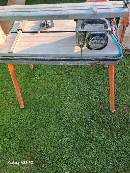 Pila do glazury płytek