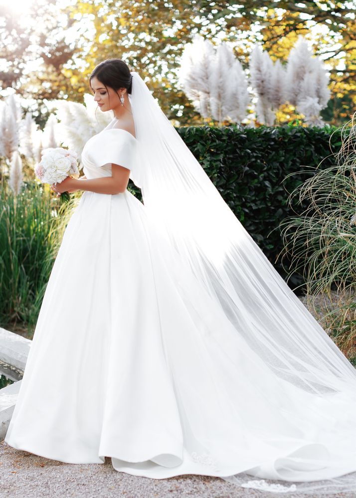 Весільна сукня Eva Lendel