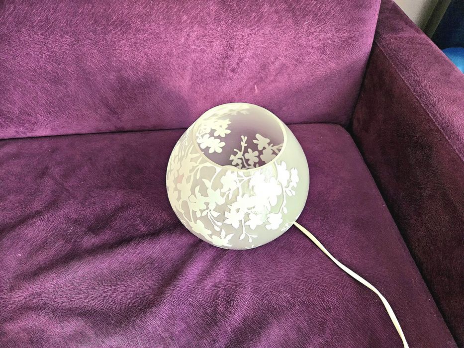 Lampka na szafkę nocną IKEA, żarówka gratis!!