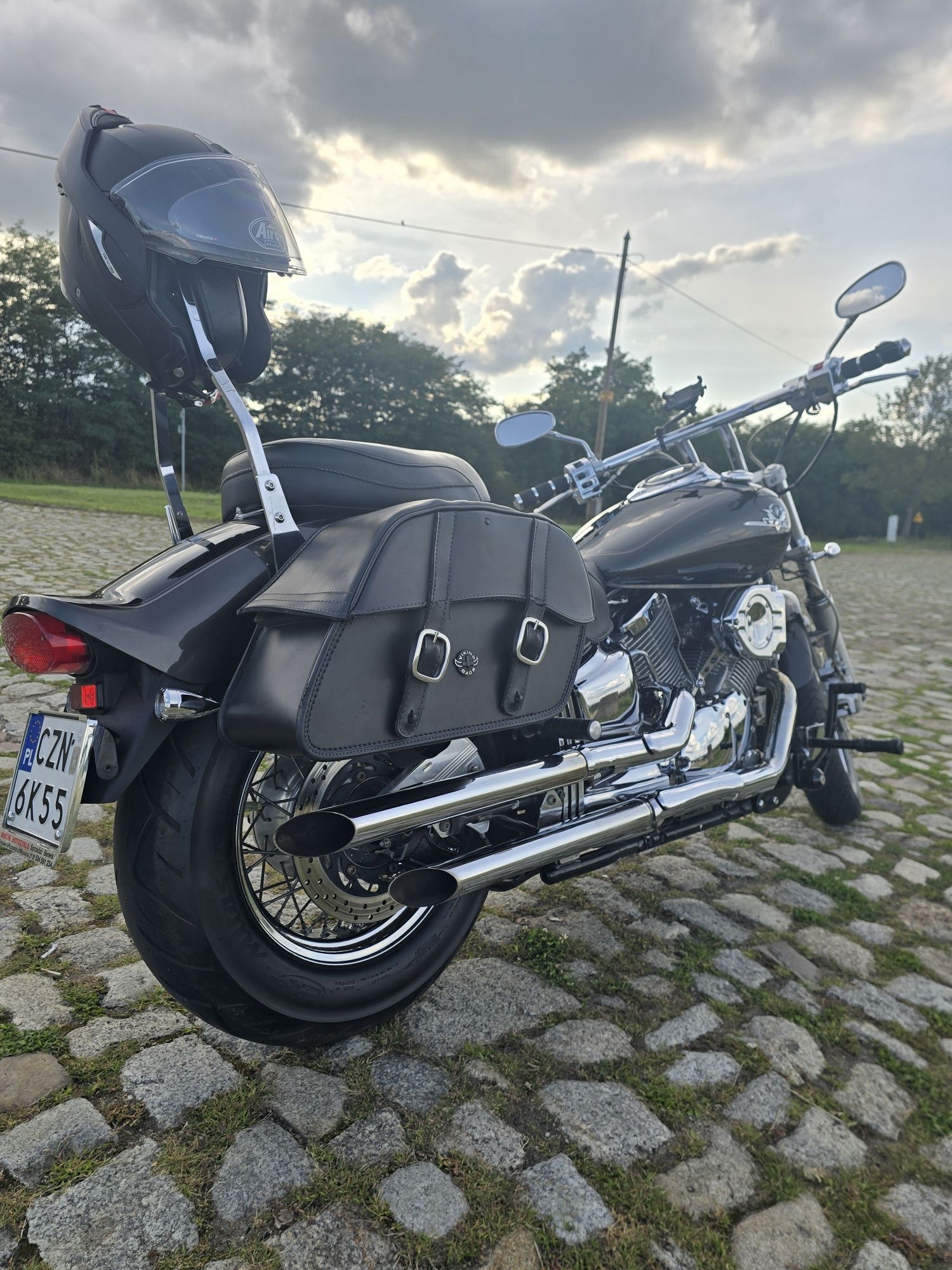 Yamaha XVS 1100 Drag Star Custom