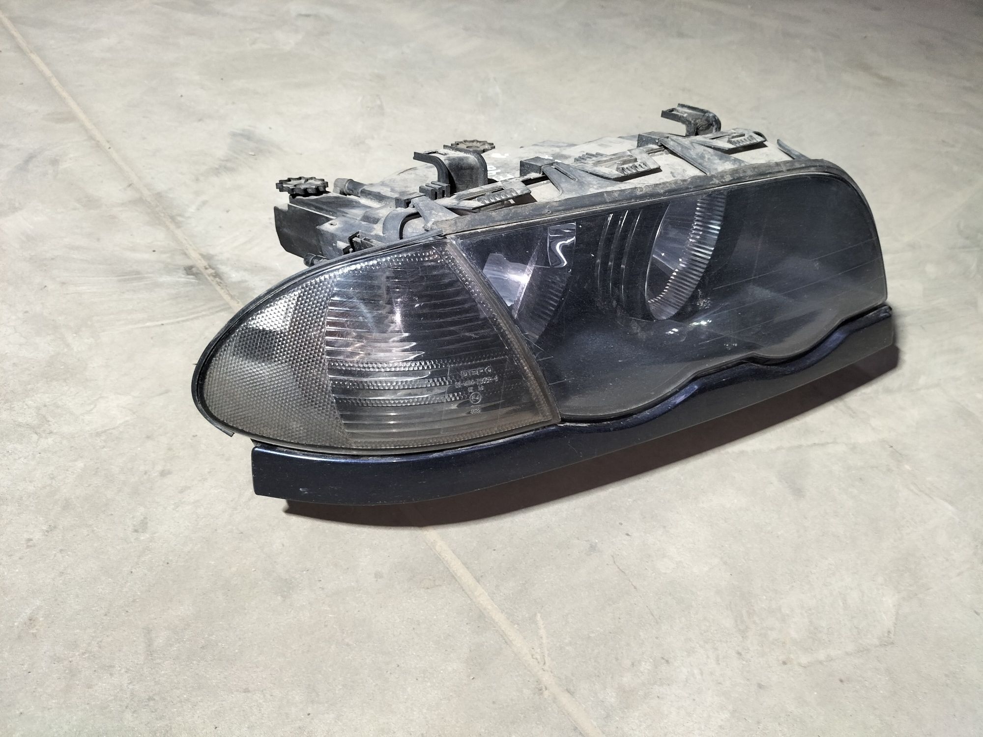 BMW E46 lampa przód przednia prawa i inne