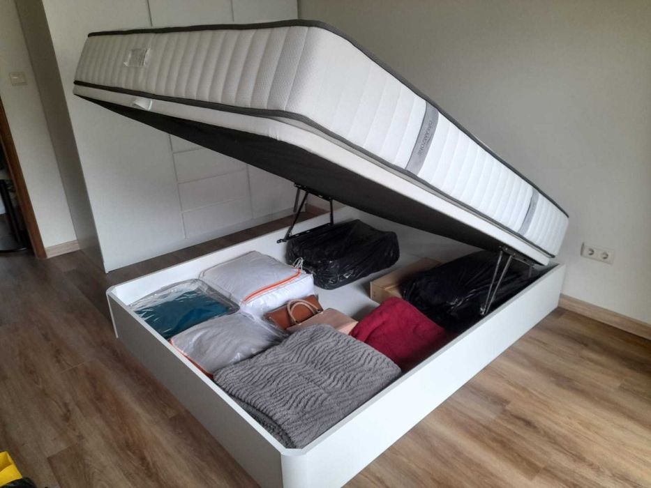 Base sommier e colchão Queen de alta qualidade, em ÓTIMO estado