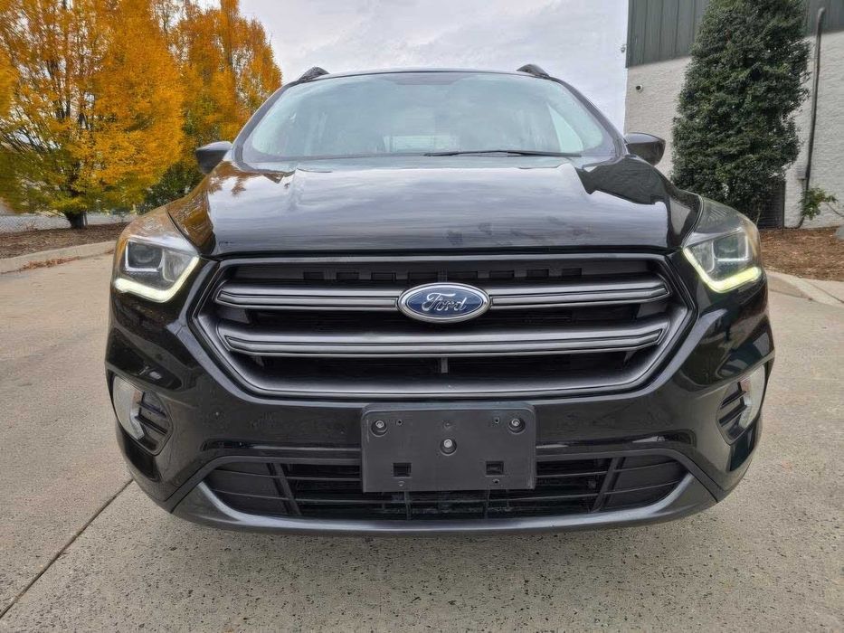 Ford Escape SEL      2019