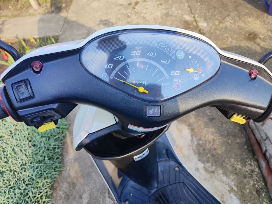 Продам honda af 68