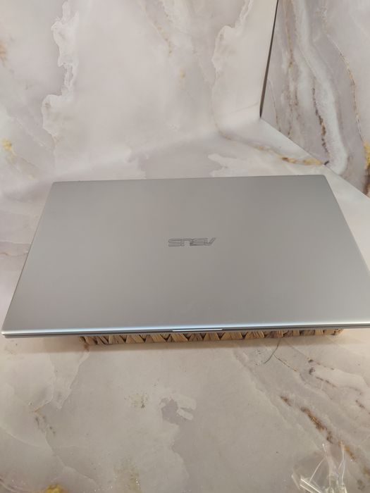 Ноутбук 17' Asus VivoBook X712E