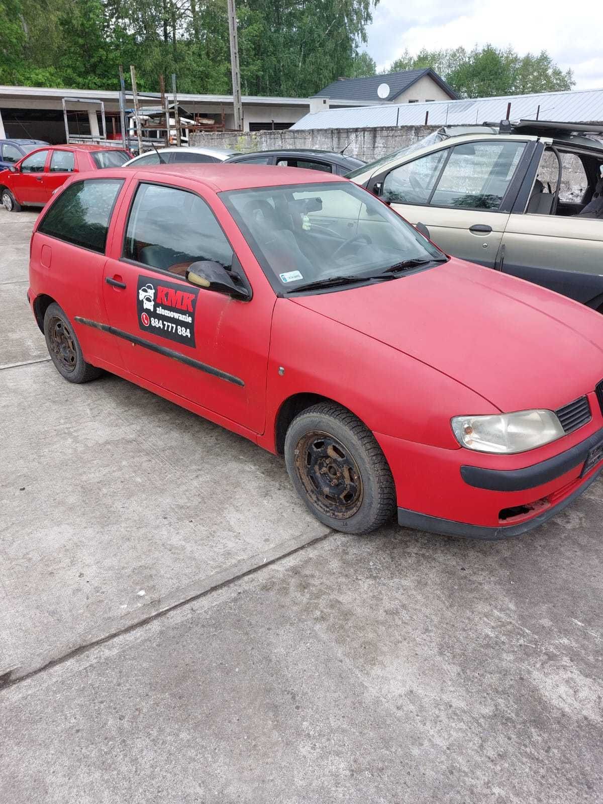 Posiadam czesci seat ibiza fl 1.4 mpi 2001r 3 drzwi