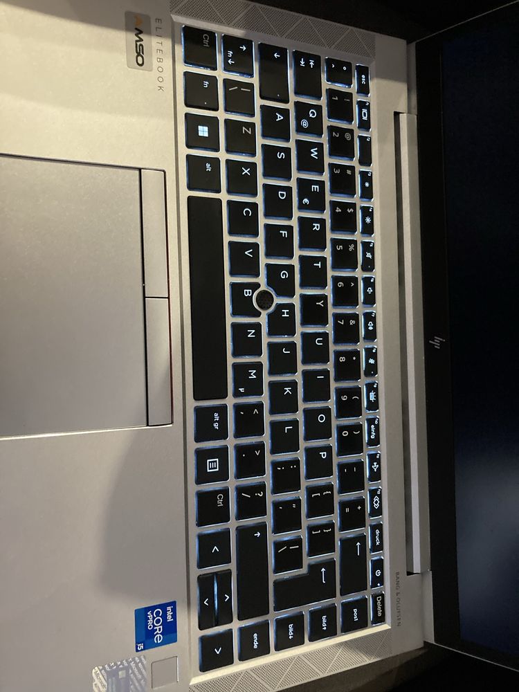 Hp E840 elitebook g8 core i7 16gb ram  ssd nvme 256gb Full HD Gwara