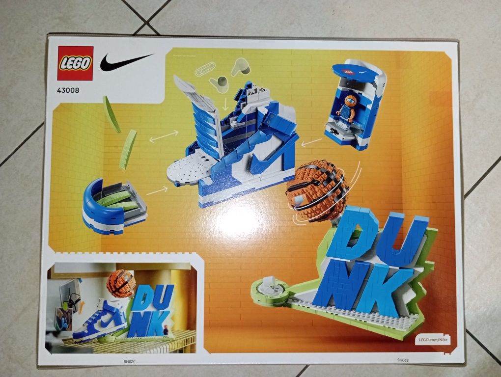 LEGO Nike 43008 -  Nowy