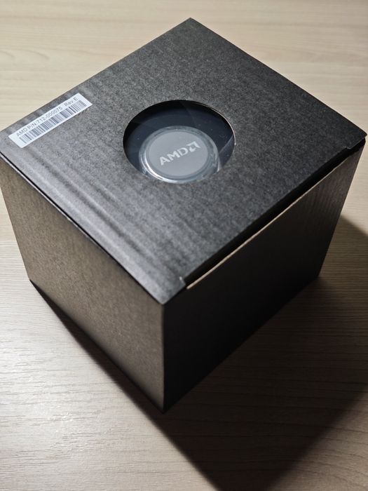 Кулер AMD Wraith Prism