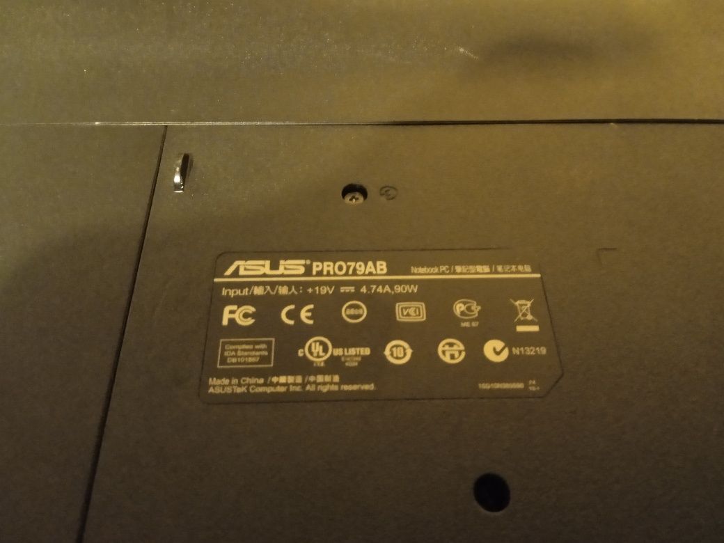 Laptop Asus pro79ab