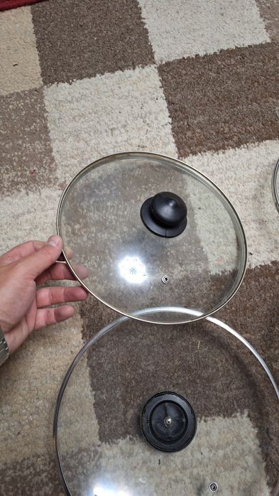 Кришки для пательні і каструлі