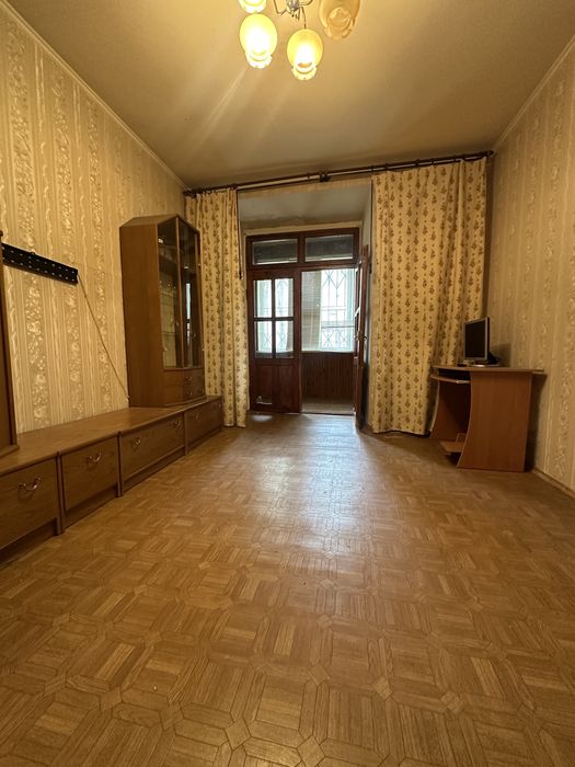 Француз бульвар 3 ком 60 м2 Сталинка