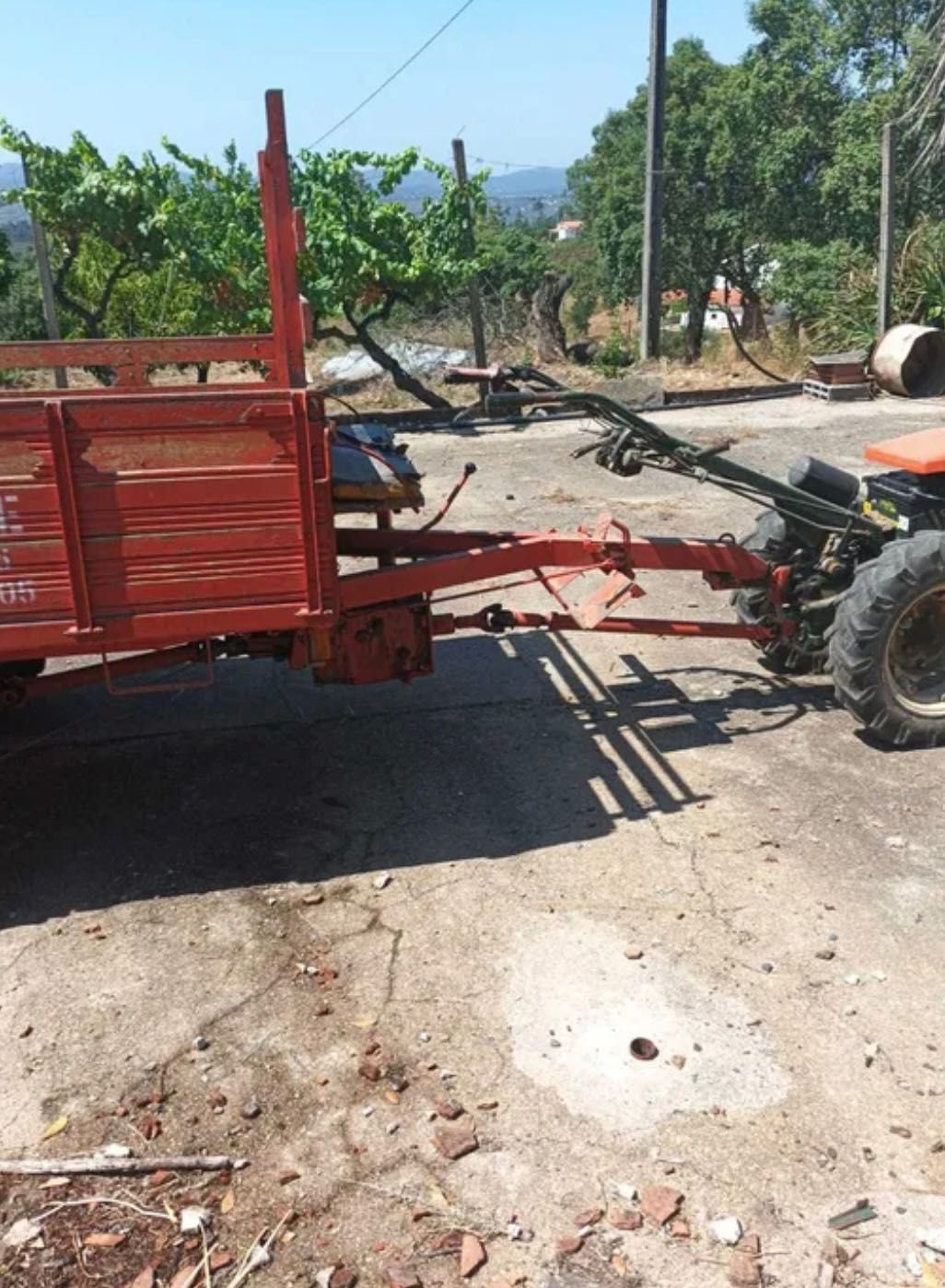 Motocultivador/Tractor Articulado com Reboque