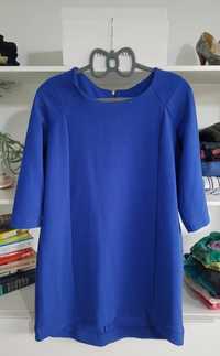 Sukienka biurowa elegancka prosta ciemno niebieska z rękawem 3/4 M/L