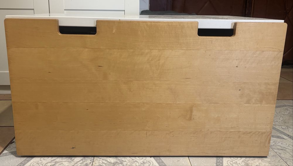 Szkrzynia ikea na zabawki