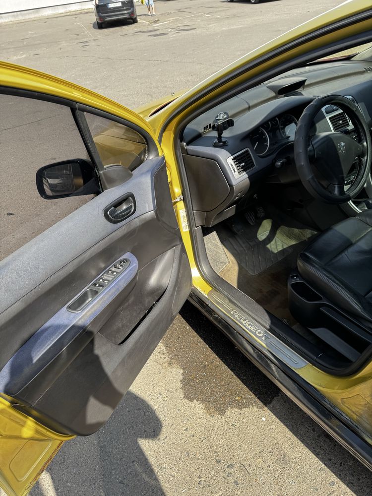Peugeot 307 2.0HDI 2003 року