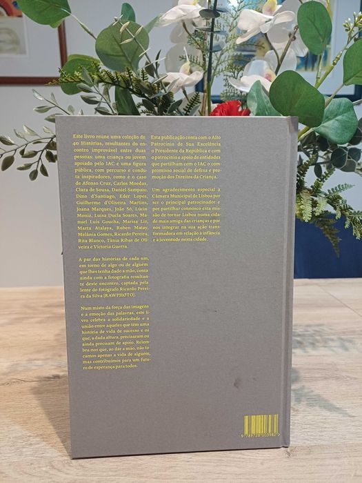 You Hand Me - Mãos que transformam vidas