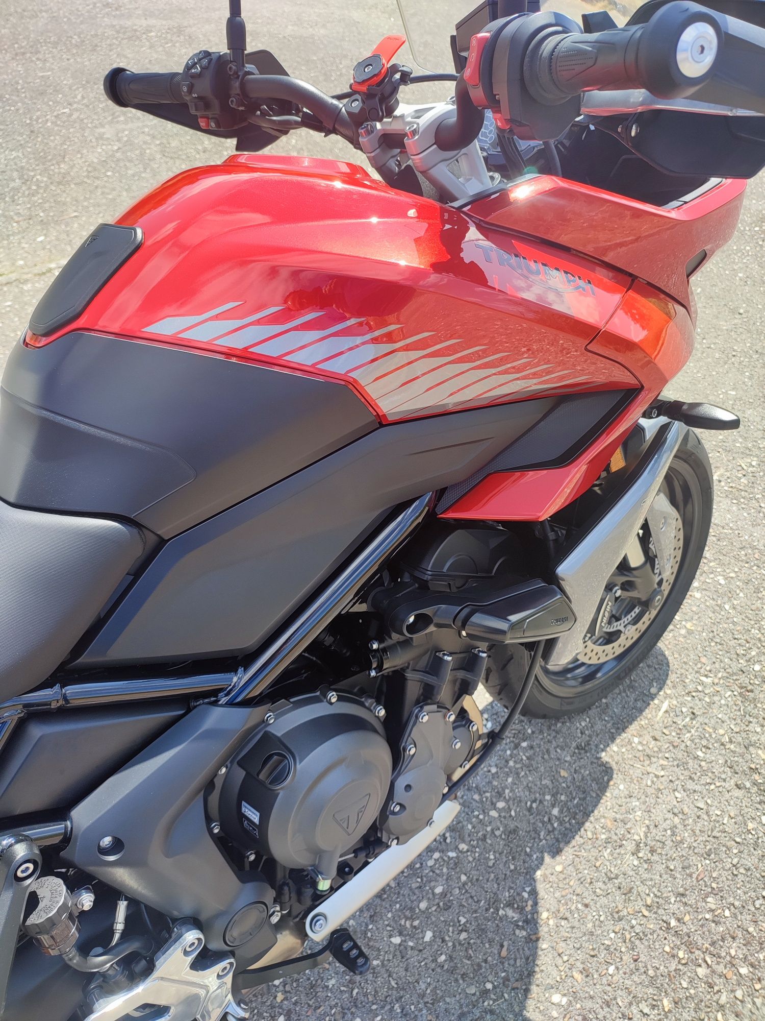 Triumph tiger sport 660 - como nova!