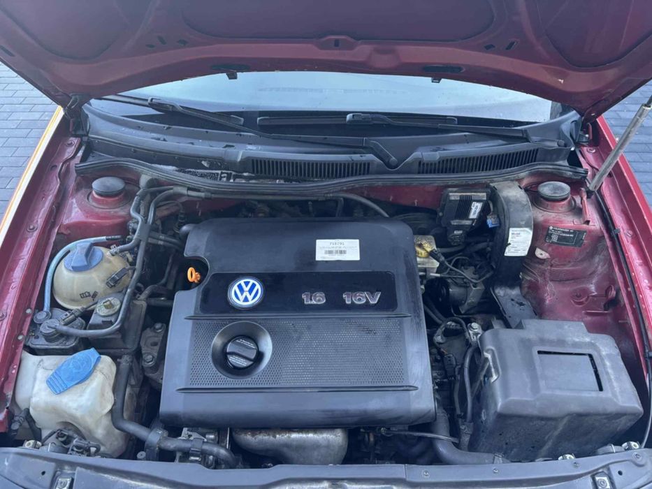 Volkswagen Golf 4 1.6 benzyna plus gaz 2001r