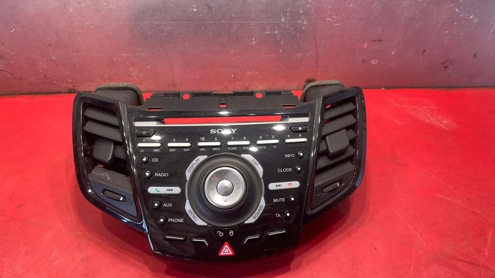 Ramka odtwarzacza muzyki FORD FIESTA VI C1BT18K811SA