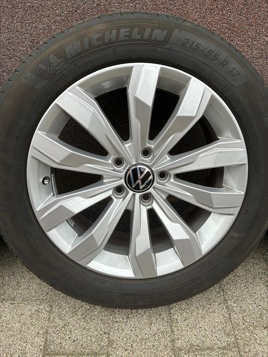 Felgi z oponami VW T-ROC 2GA R17 20R