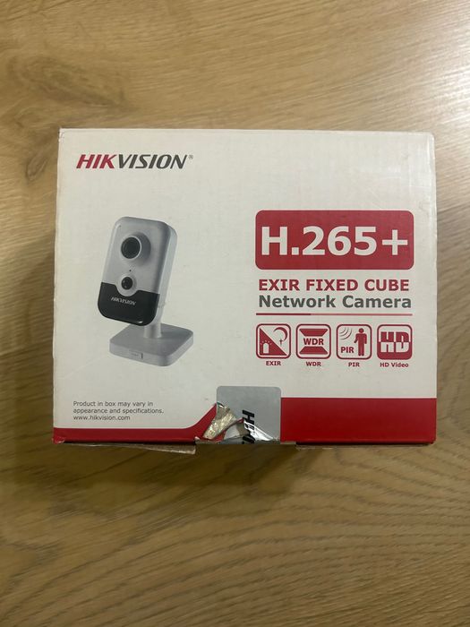 4МП Wi-Fi IP камера Hikvision DS-2CD2443G2