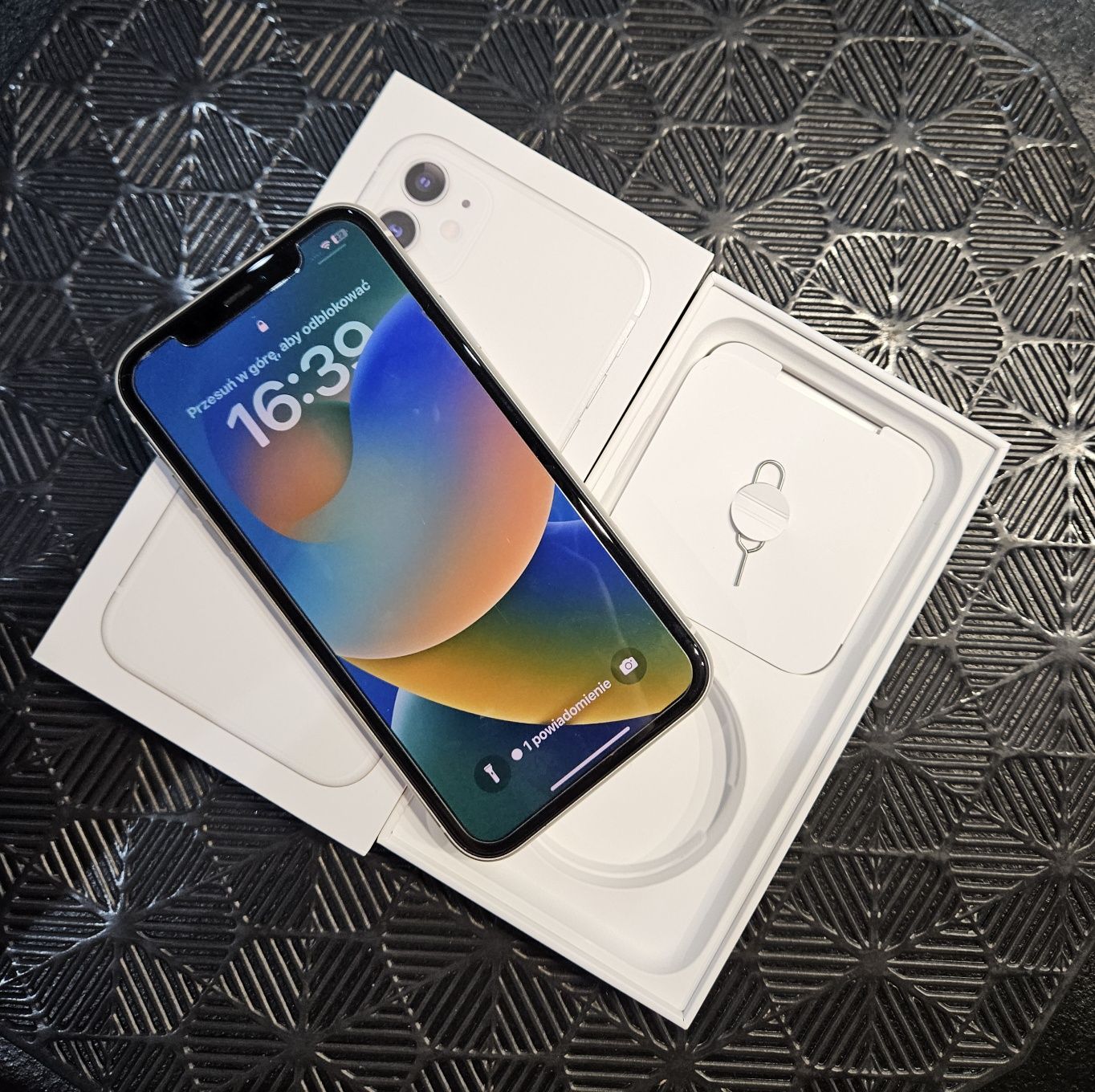 Telefon Iphone 11 biały