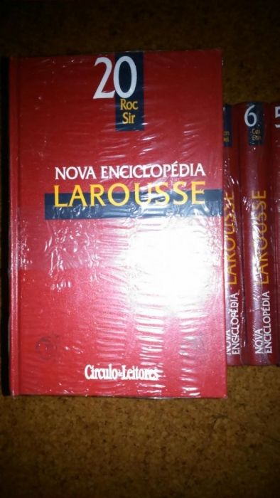 Nova Enciclopédia Larrouse.