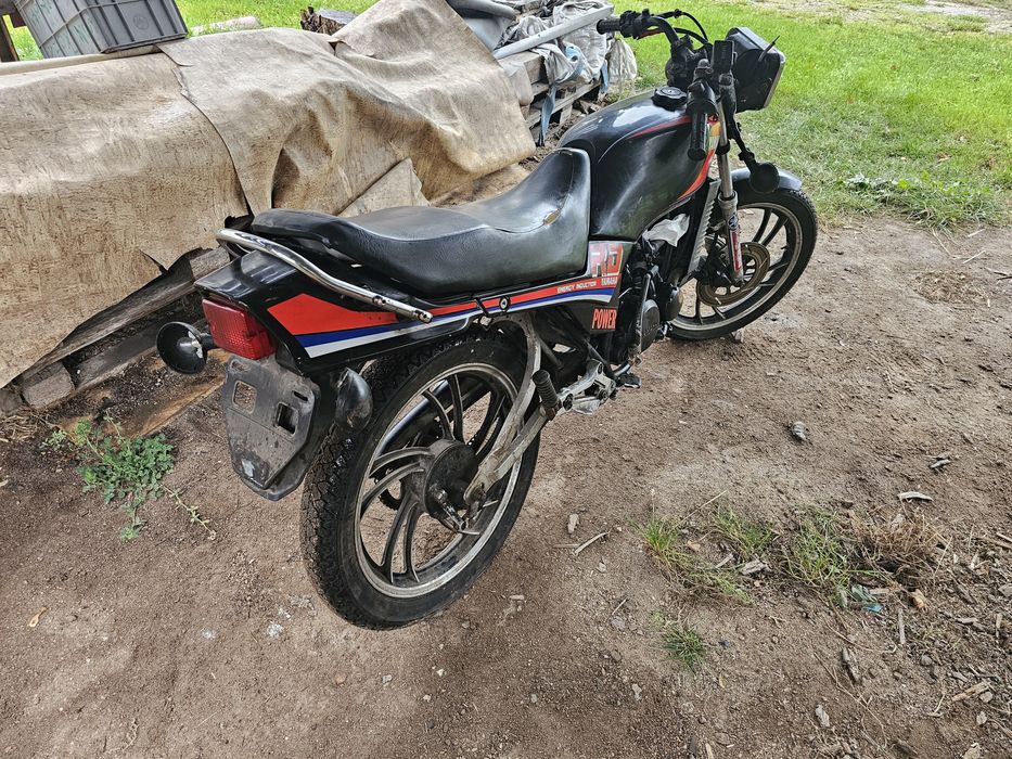 Yamaha RD 80 LC 2 części koło lampa bak owiewka amortyzatory manetka b