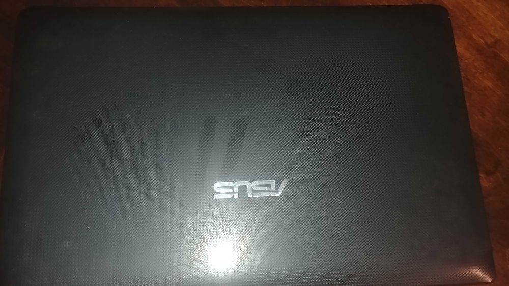 Ноутбук ASUS X54H Core-I3  Radeon HD 74