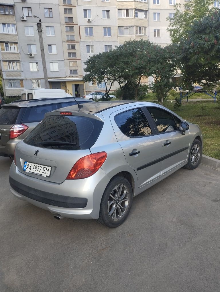Peugeot 207 Автомат