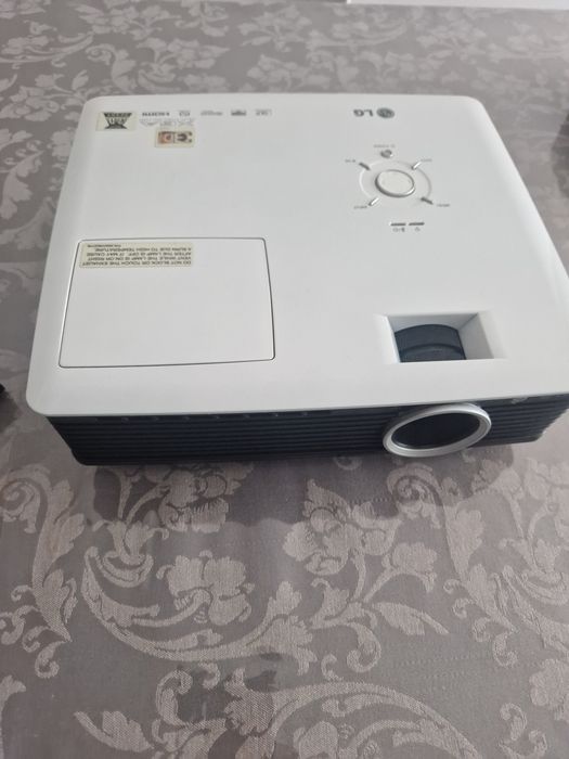 Projetor LG BX327