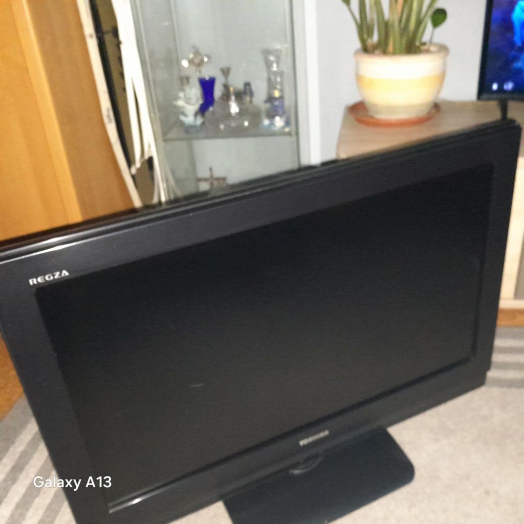 Sprzedam telewizor, 32 CALI