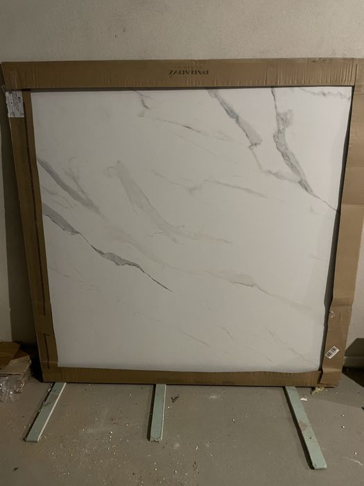 PARADYŻ Calacatta MAT 120x120cm . Płytka + ścinki