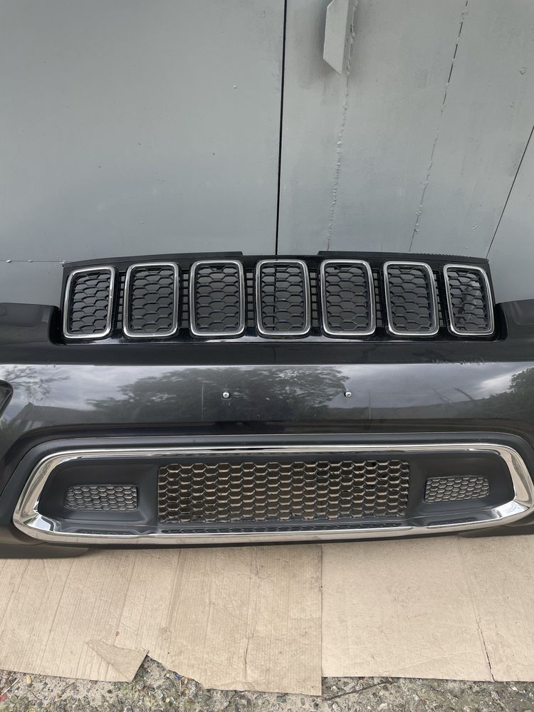 Бампер Jeep Grand Cherokee 2016-2022
