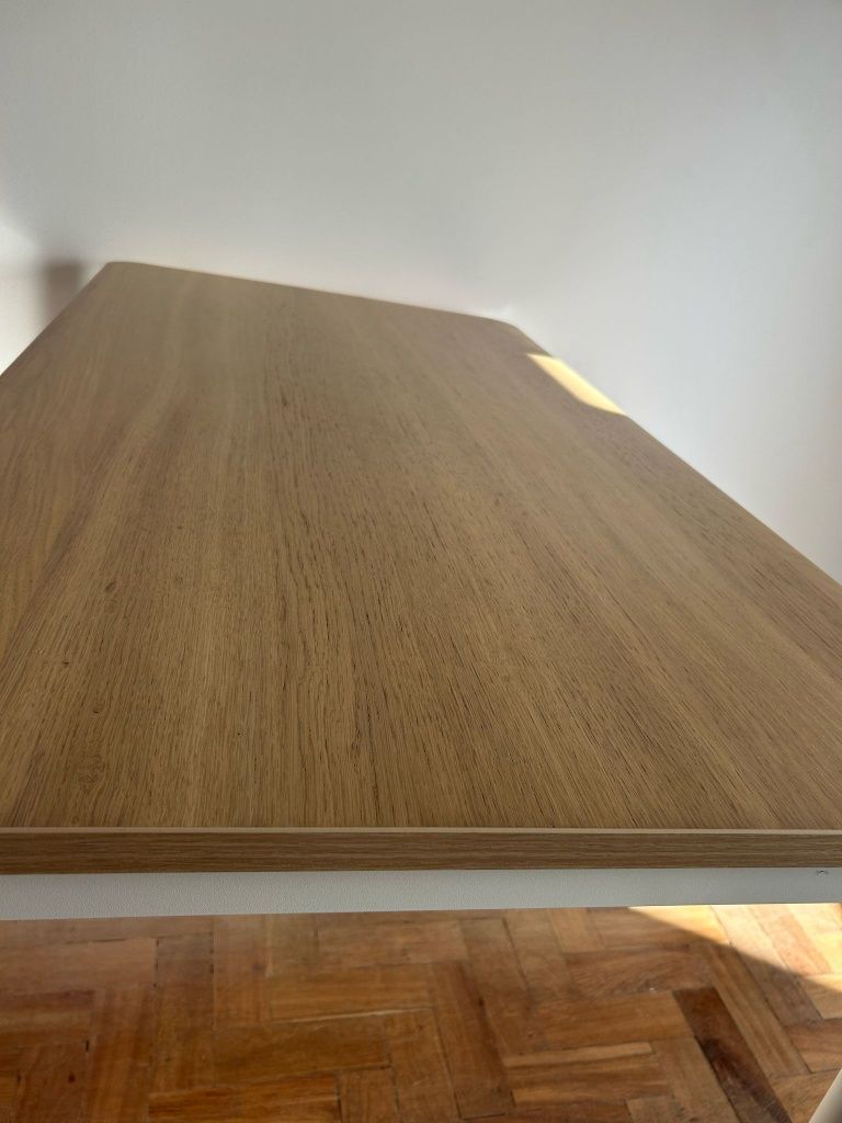 Mesa IKEA Tommaryd