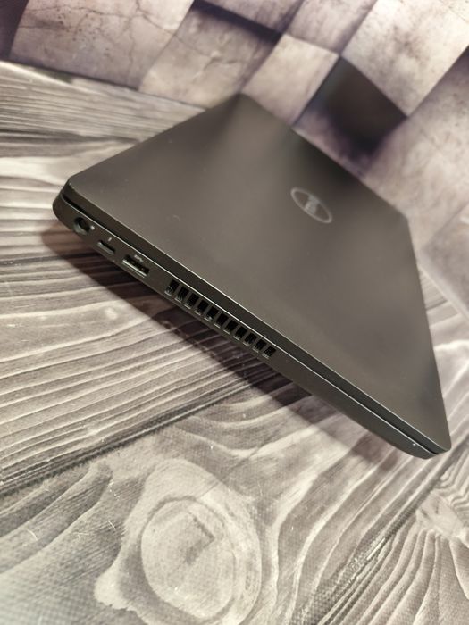 .Dell 5501 15.6 FHD IPS I5 9400H 16 ram 512 NVme Excellent Bat ноутбук