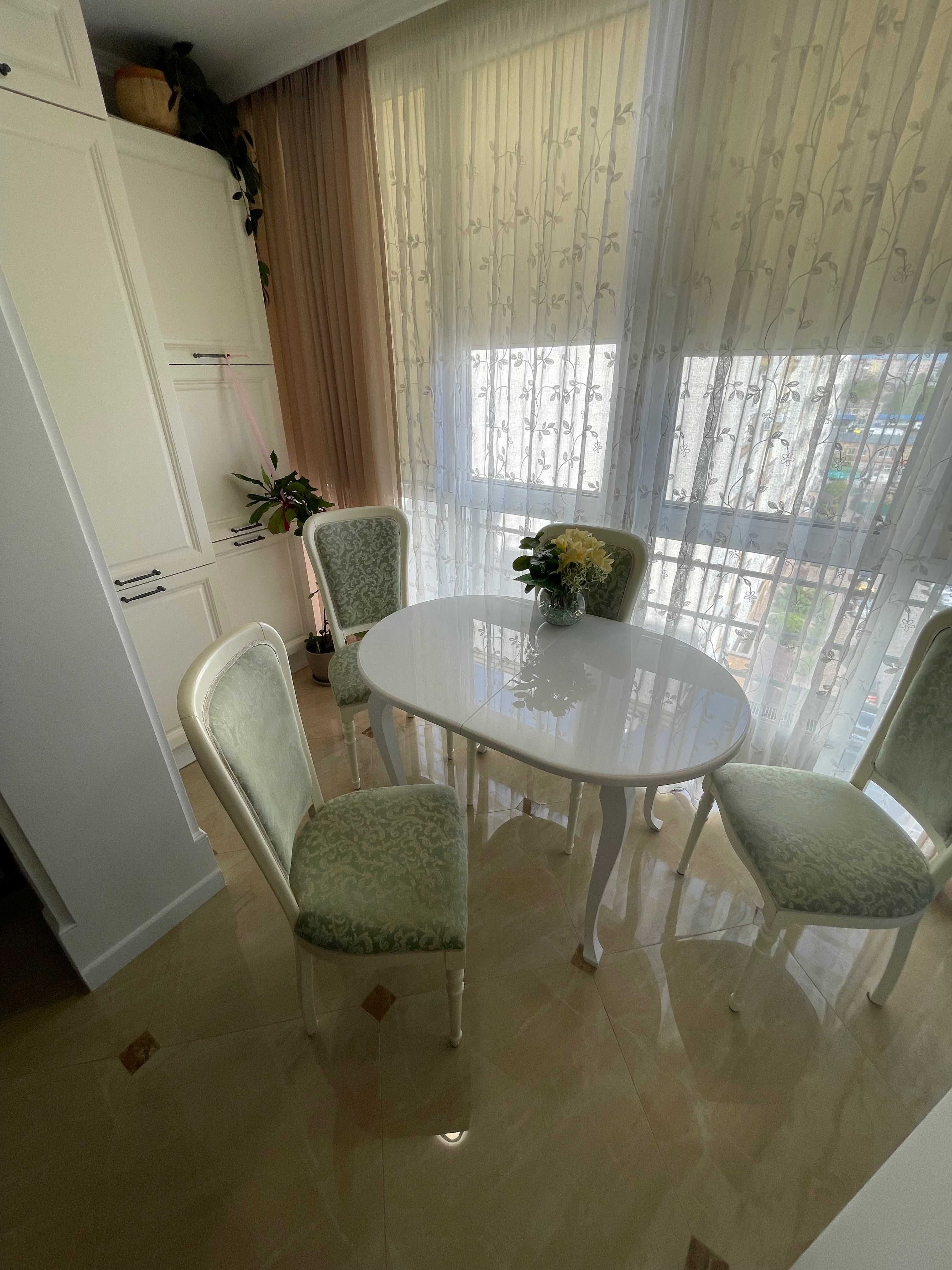 Пропоную 4 стільця Prestige Avorio Vanessa италия