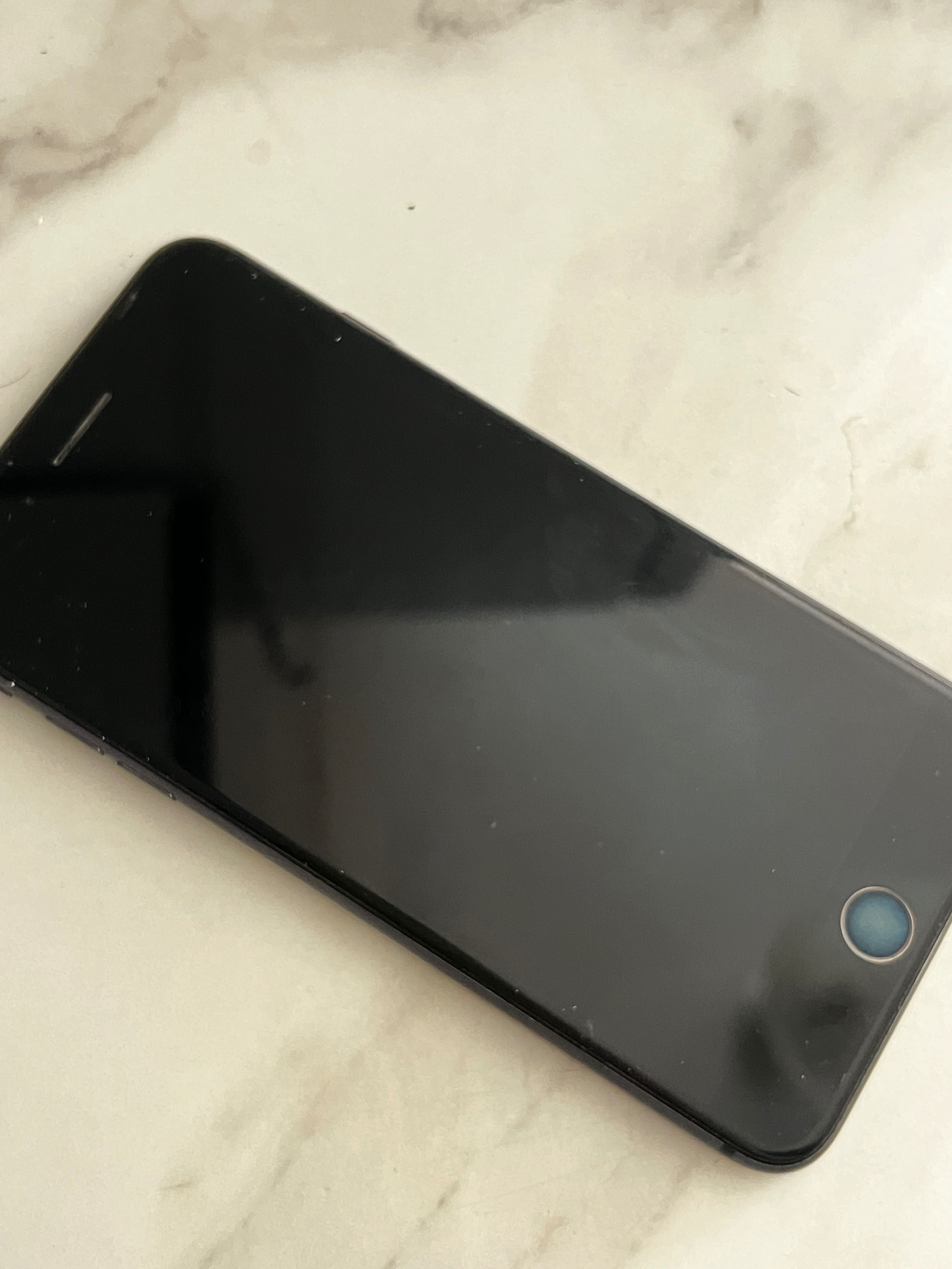 iPhone 8 Plus 100% bateria