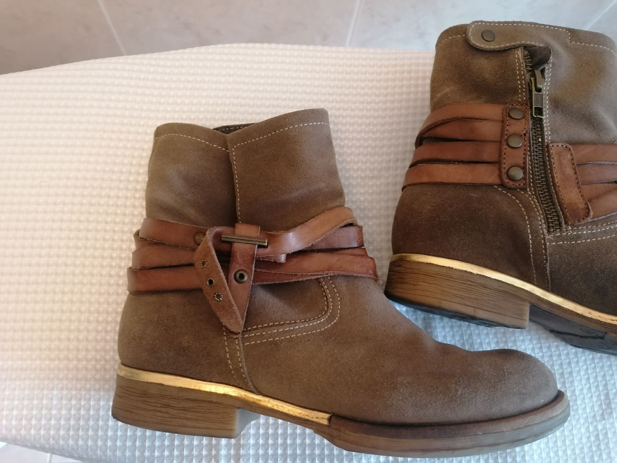 Botins pele, castanhos, 38