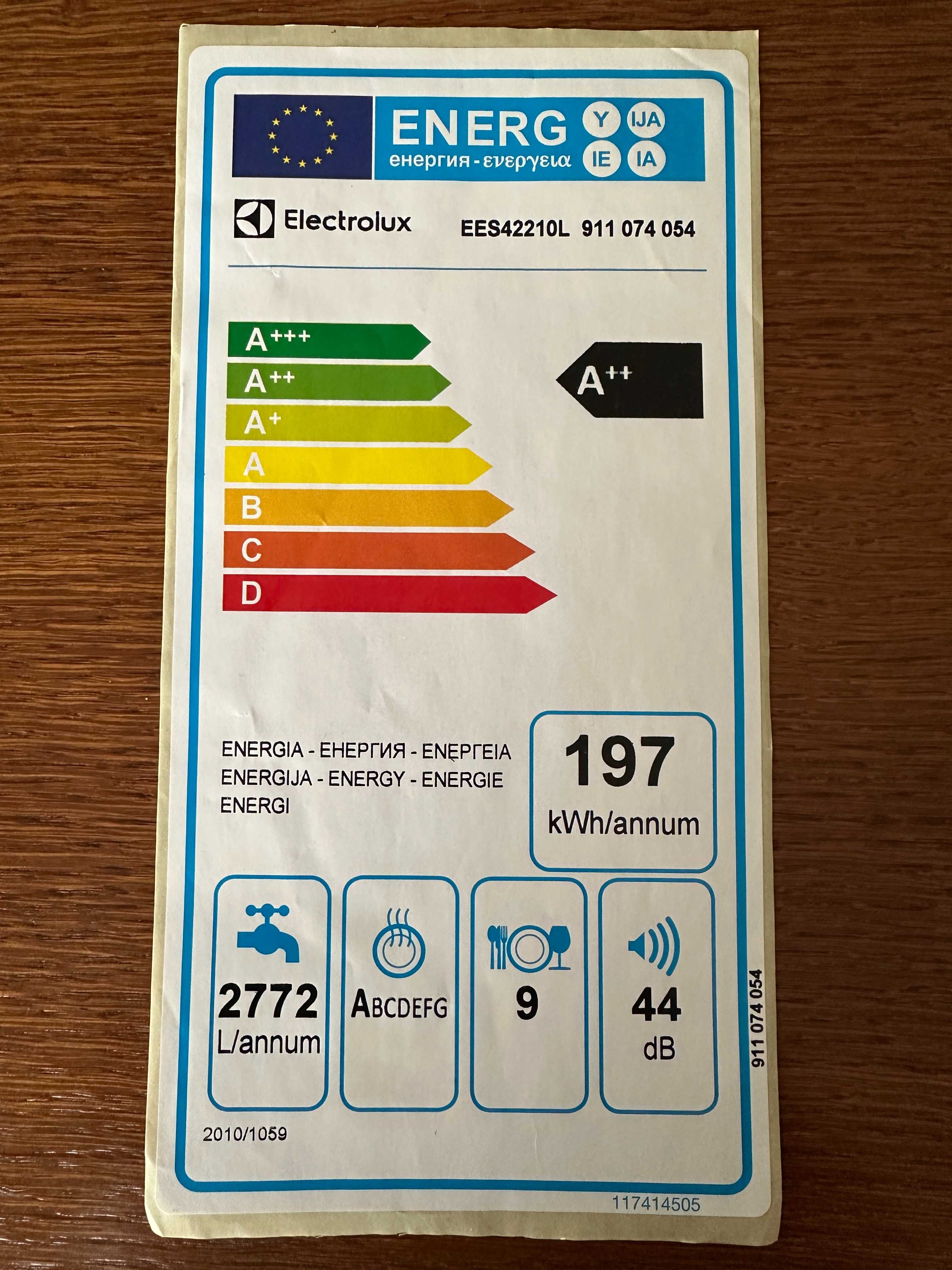 Zmywarka do zabudowy Electrolux EES42210L 9 kompletów 44 dB ekonomiczn