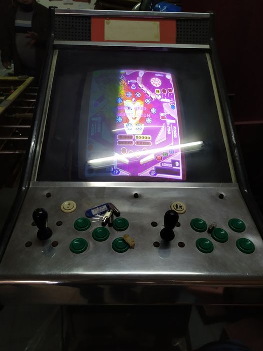 Arqueide com jogo de pimbol