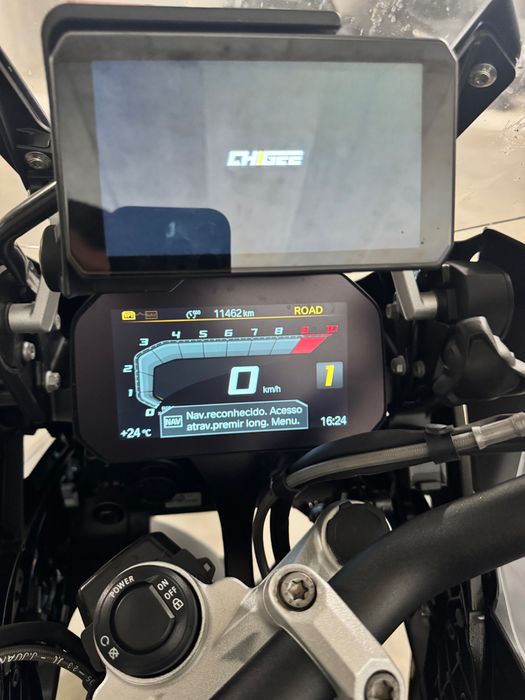 BMW R1250GSA Triple Black Rebaixada