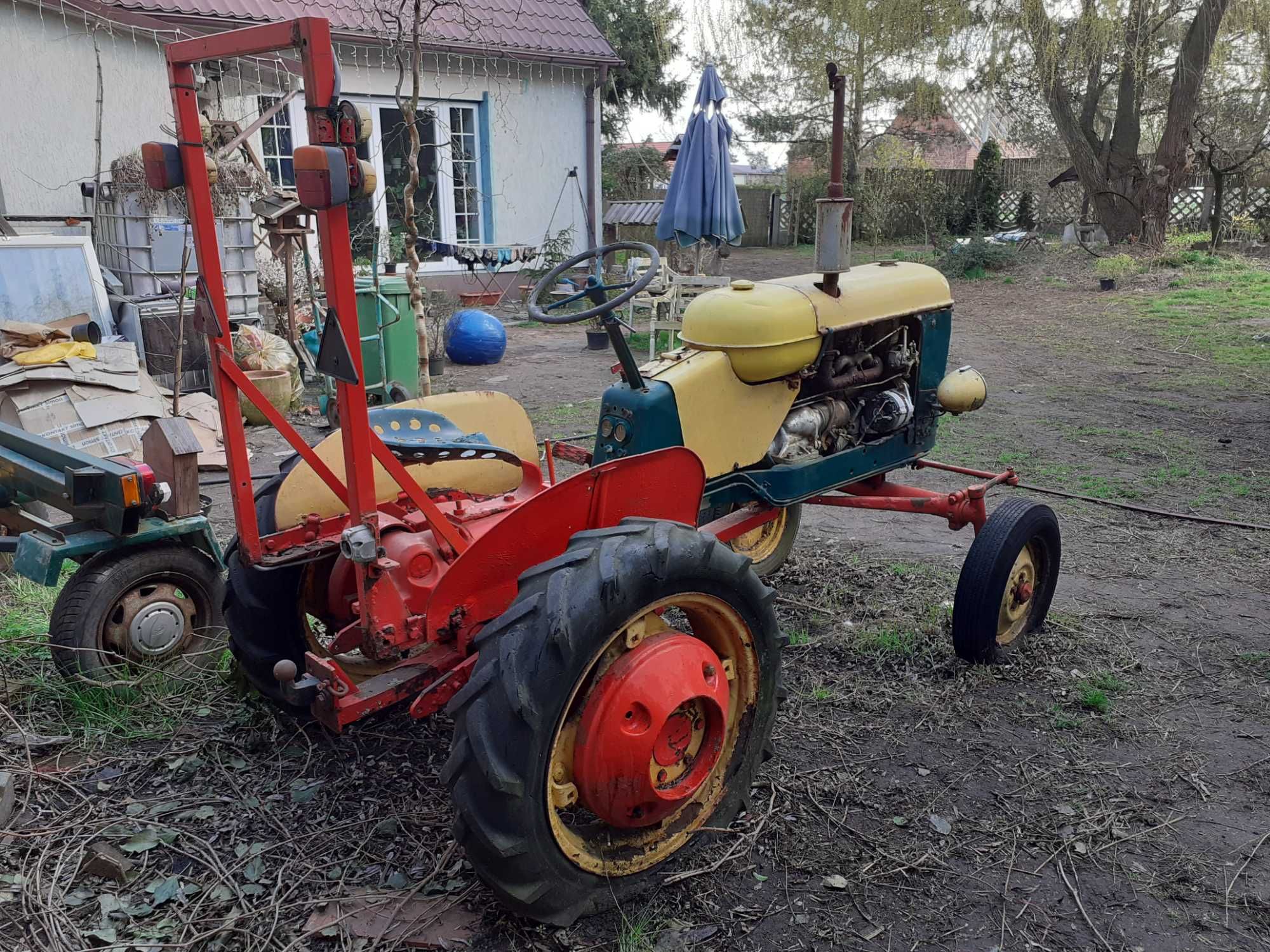 Ciągnik Massey Harris Pony