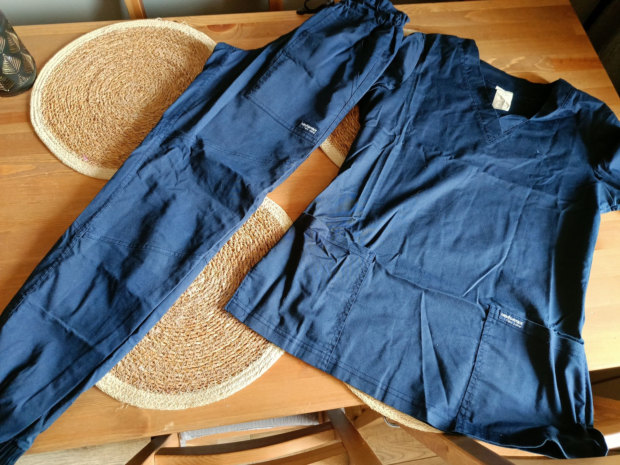 Uniformix ubrania rozm 36