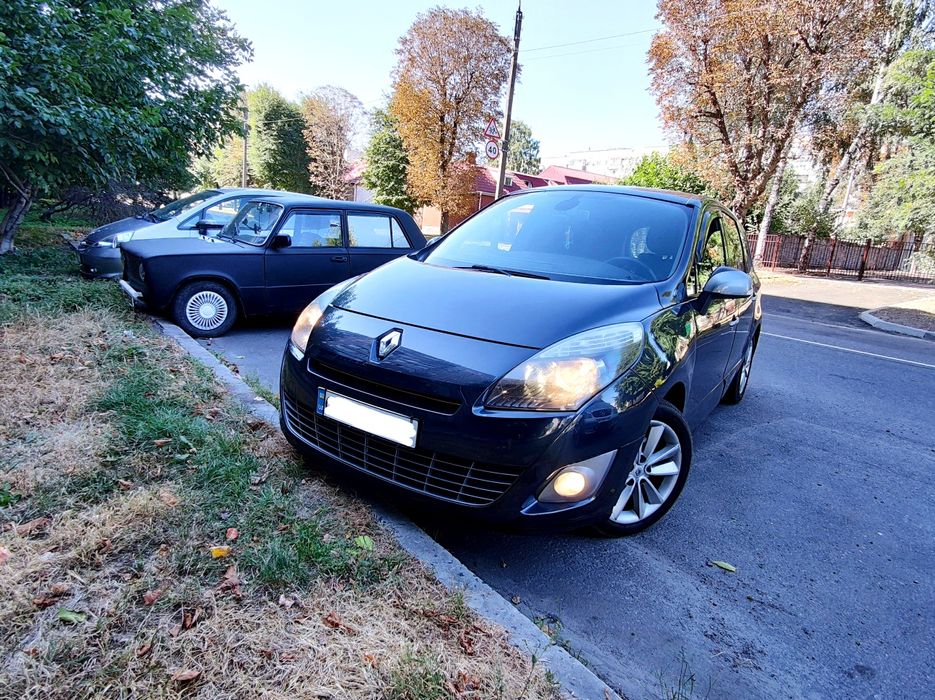 Renault Grand Senik 3 1.4TSE