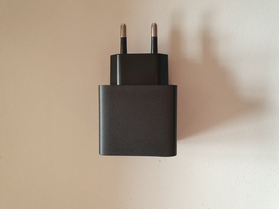 Зарядное устройство Borofone PD 20w