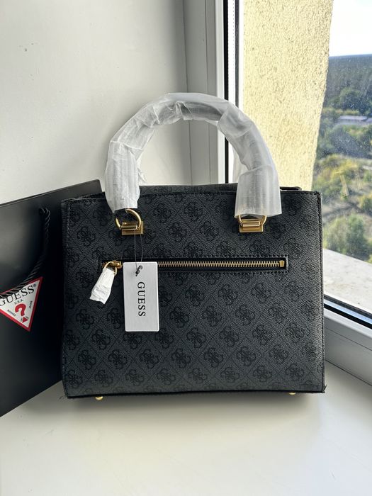 Сумка сетчел guess alexie