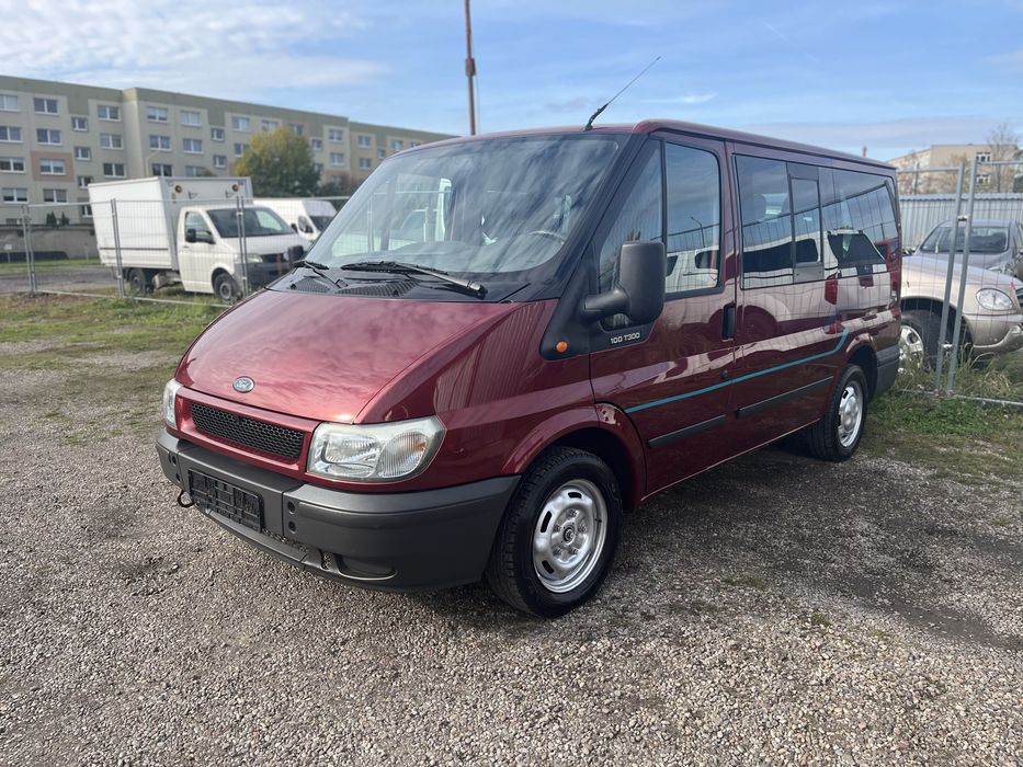 Sliczny Ford Transit EUROLINE MULTIVAN 2.0 kompletny, oryginalny, z DE